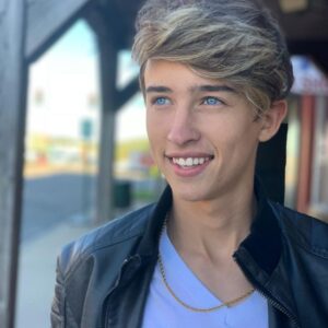 Singer and YouTuber: Maverick Baker