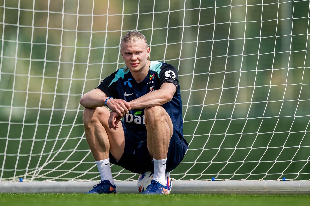 Manchester City Soccer Player Erling Haaland (Striker)